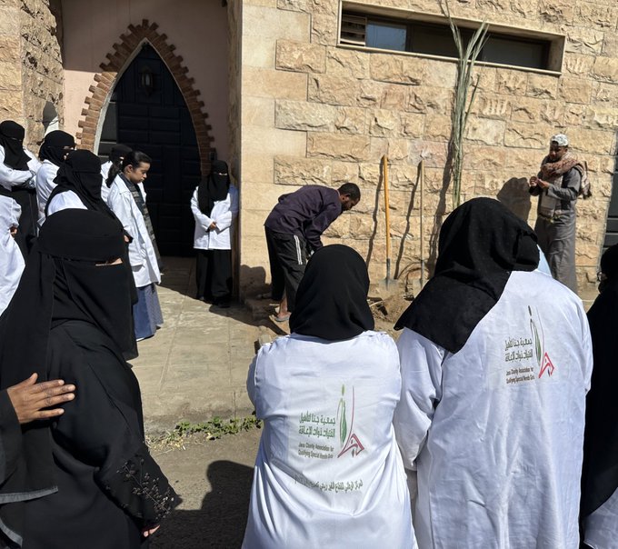 زراعة النخيل بمقر الجمعية